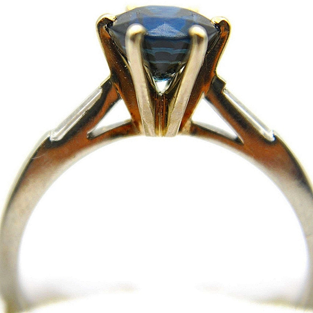 Antique 14 KT White Gold Sapphire Ring with Diamond Baguettes - Size 6 (Tested)